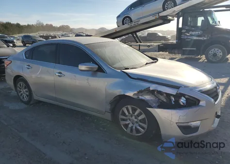 2013 Nissan Altima 2.5 z USA, uszkodzony, nr VIN 1N4AL3AP0DC176775